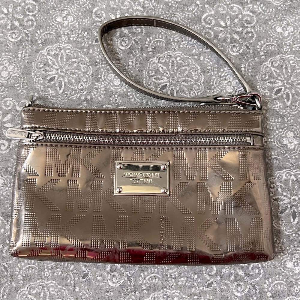 Michael Kors Clutch